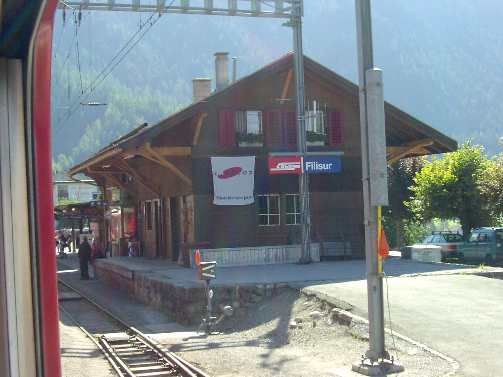 RhB04L.jpg